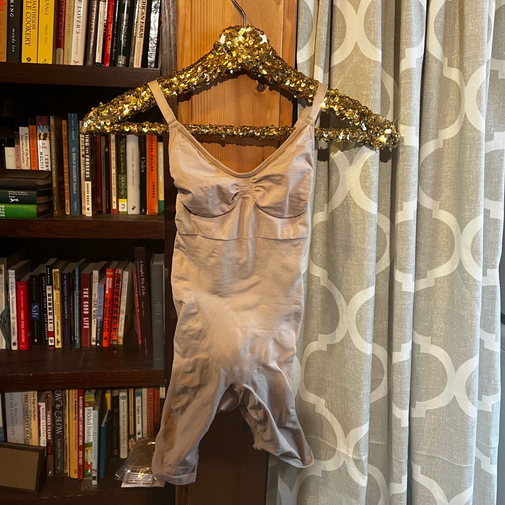 Skims shapewear